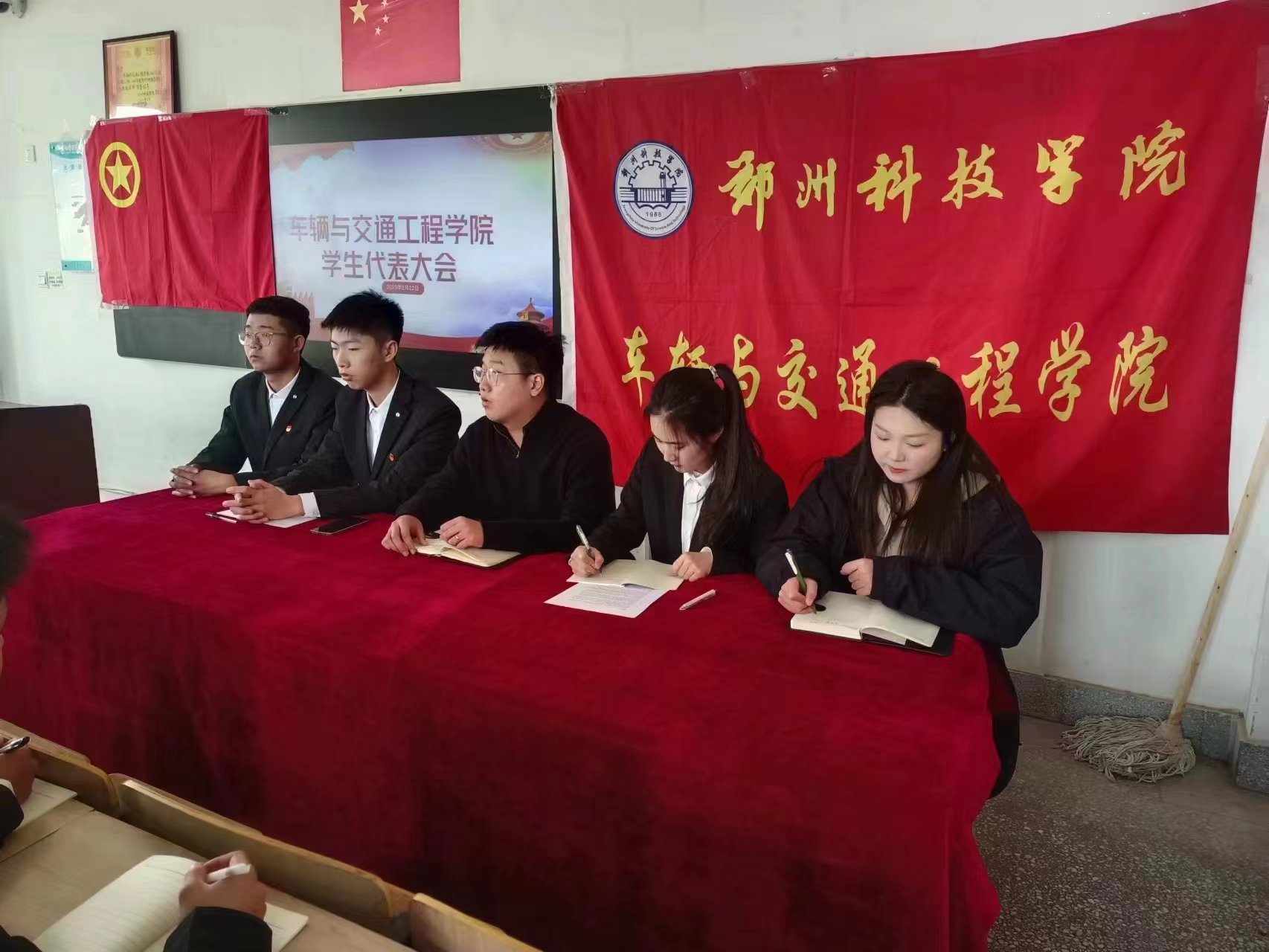 图片 1.png 图片 1.png
