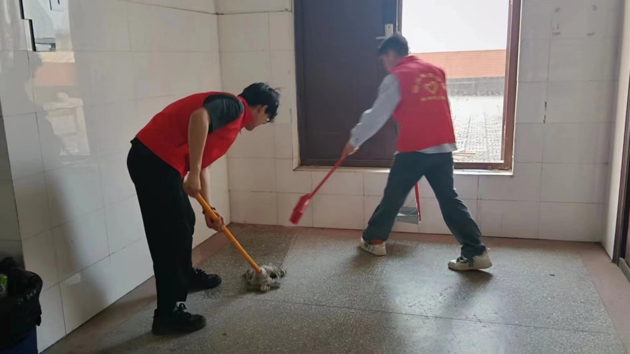 图片2.jpg 图片2.jpg
